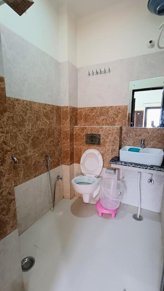 Olt Hostel Rishīkesh Dış mekan fotoğraf